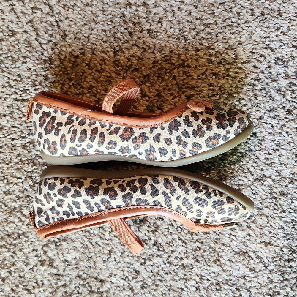 Carter's | Leopard Flats - Picture 3 of 6